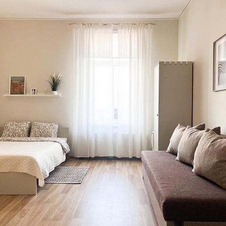 Cosy Apartment In Riga With Free Parking Exterior foto